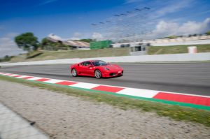 Conducir un Ferrari F430 en circuito